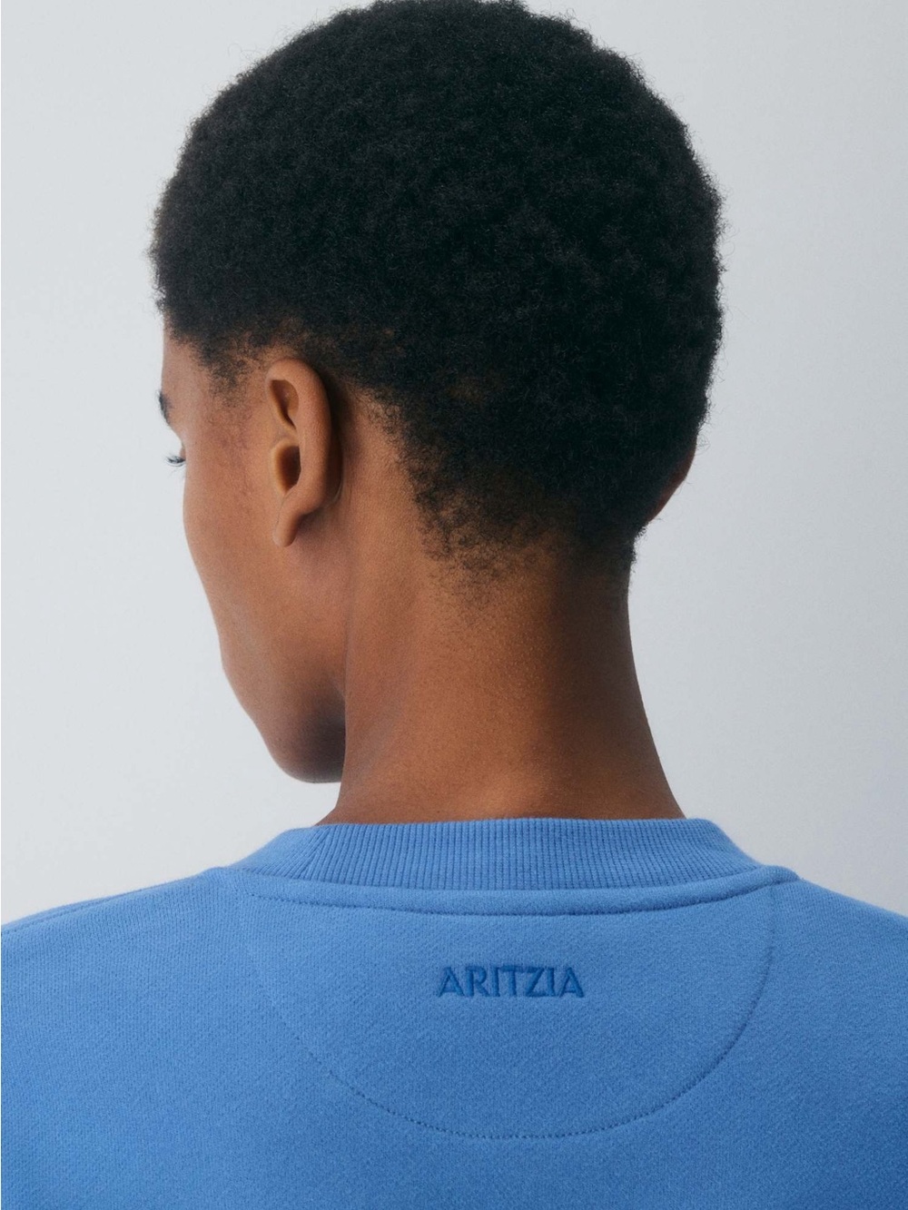 Aritzia Cozy Sweatfleece Perfect Crew Sweatshirt - Picture 6 of 11